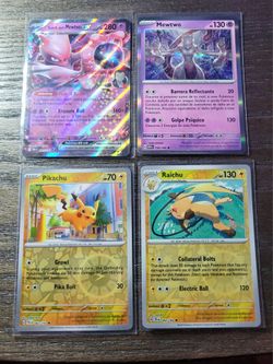 HOLOGRAPHIC POKÉMON CARDS