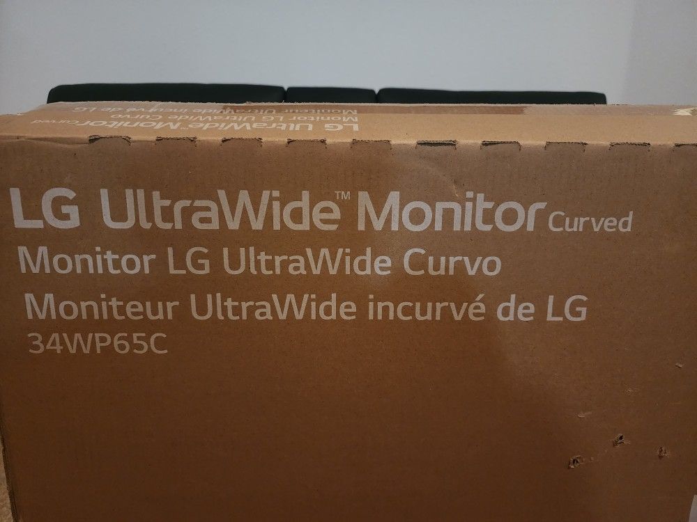 LG 34" Curved UltraWide QHD Monitor