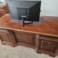 Office Desk and/or Matching file Cabinet 
