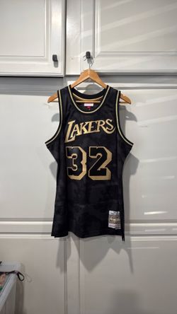 Magic Johnson NBA Mitchell & Ness Gold Toile Swingman Black Jersey