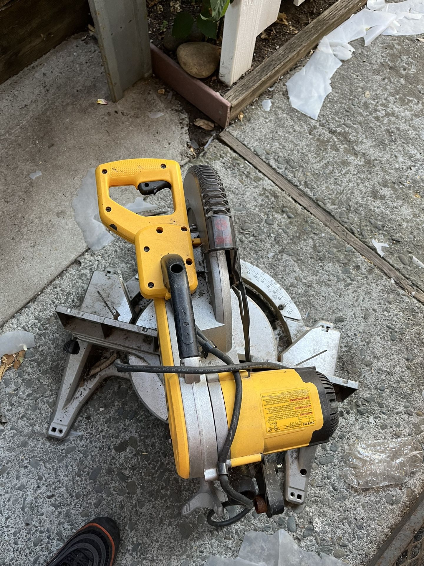 Dewalt Table Saw