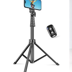 TRI POD/SELFIE STICK WITH REMOTE