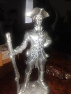Minutemen Cast Iron 