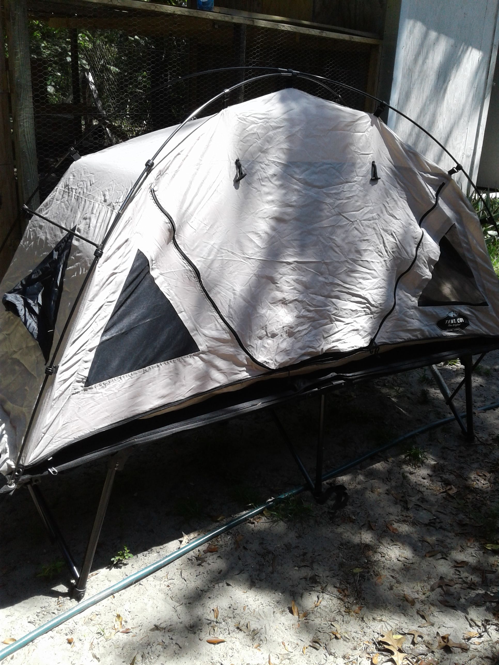 Tent cott cost 175 will sell for 80