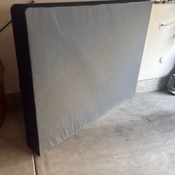 Queen Matress Bed Spring 