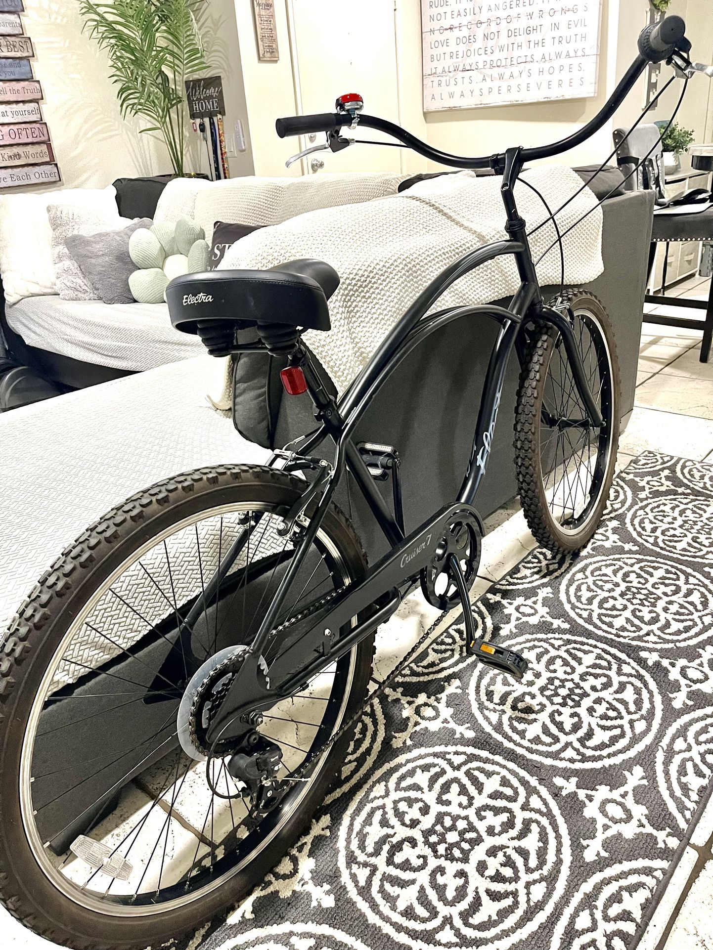 Electra Cruiser 7 Step-over  26” 