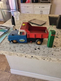 Remote Control Vintage Dump Truck (Daito Made In Japan)