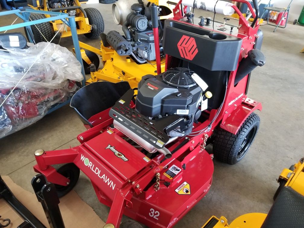 NEW 2019 32 Worldlawn Stander Venom Commercial Lawn Mower 3yr Warranty