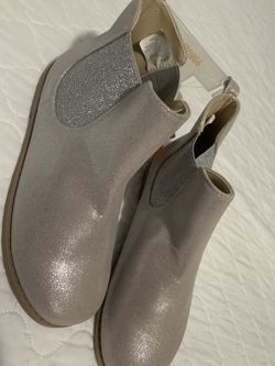 Girls new boots