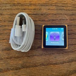 Apple iPod Nano Gold A1366 8GB Memory Storage 6 Gen. Multimedia MP4 Touch Screen Player 