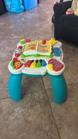 LeapFrog Learn and Groove Musical Table