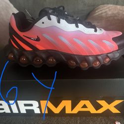 Air Max DN8