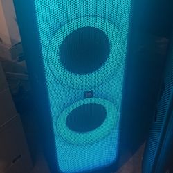 JBL PartyBox 1000 Powerful Bluetooth party speaker with full panel light effects