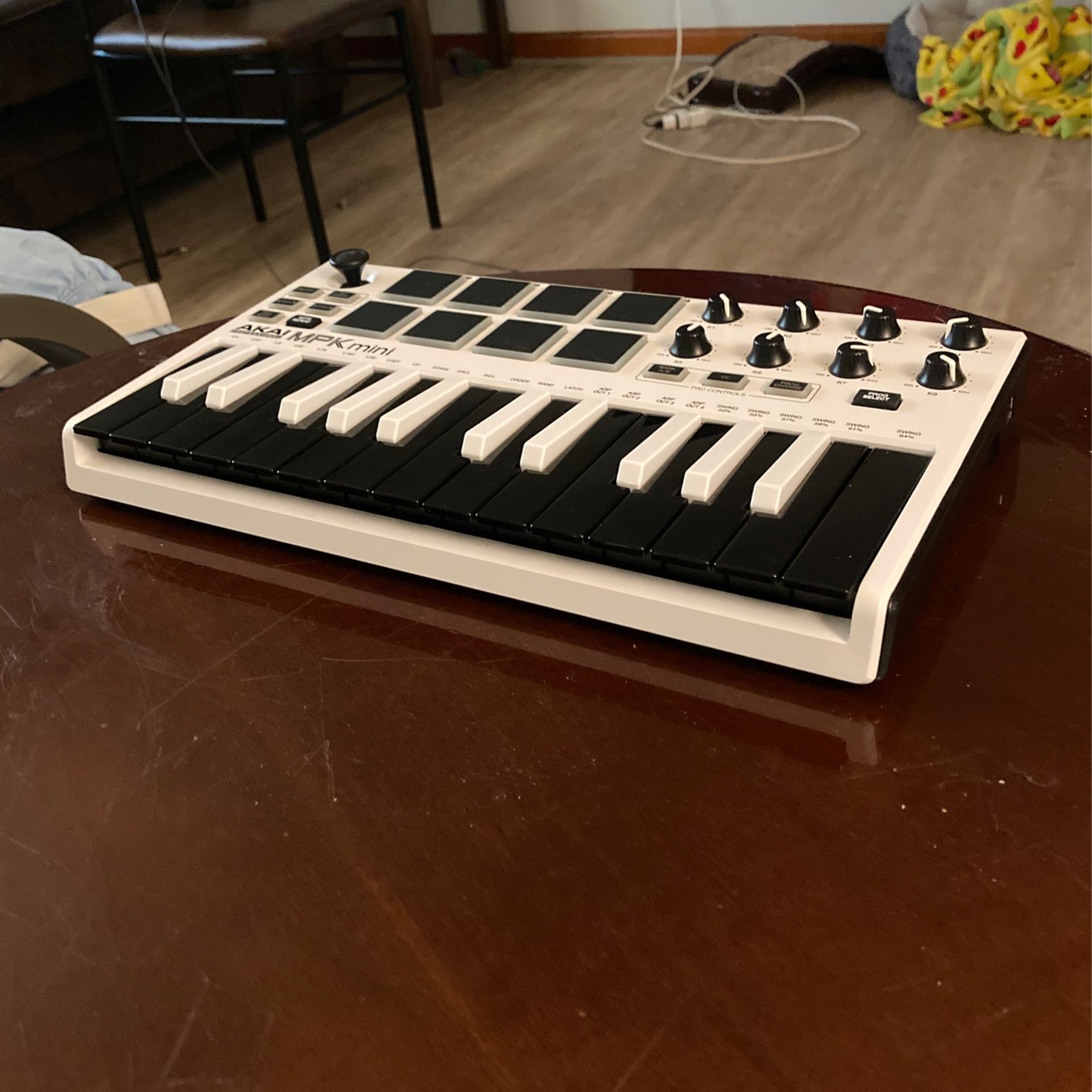 *PENDING* AKAI Professional MPK mini MIDI Keyboard