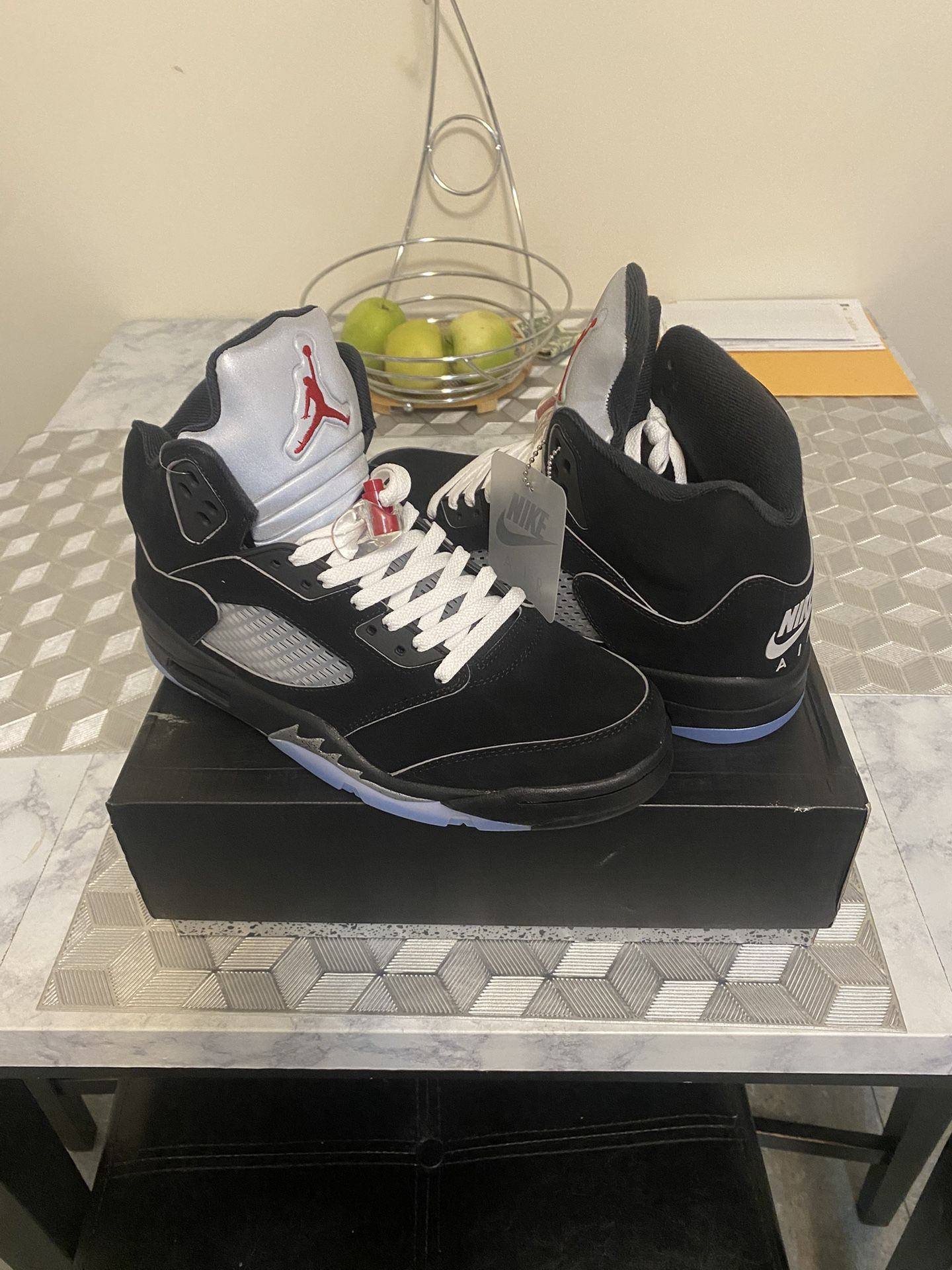 Jordan 5 Retro Black Metallic Reimagined