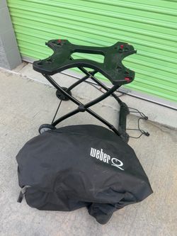 Weber Q 1200 W/ Stand and cover