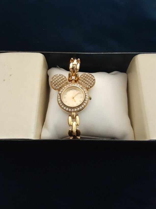 Walt Disney Character Watch