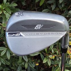 Titleist Vokey SM8 52° wedge