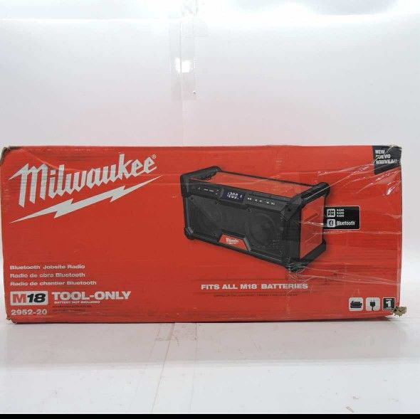 Milwaukee New Radio Bluetooth