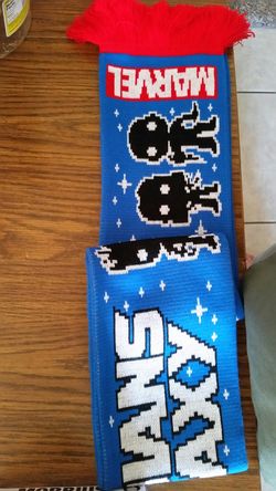 Marvel comics scarf