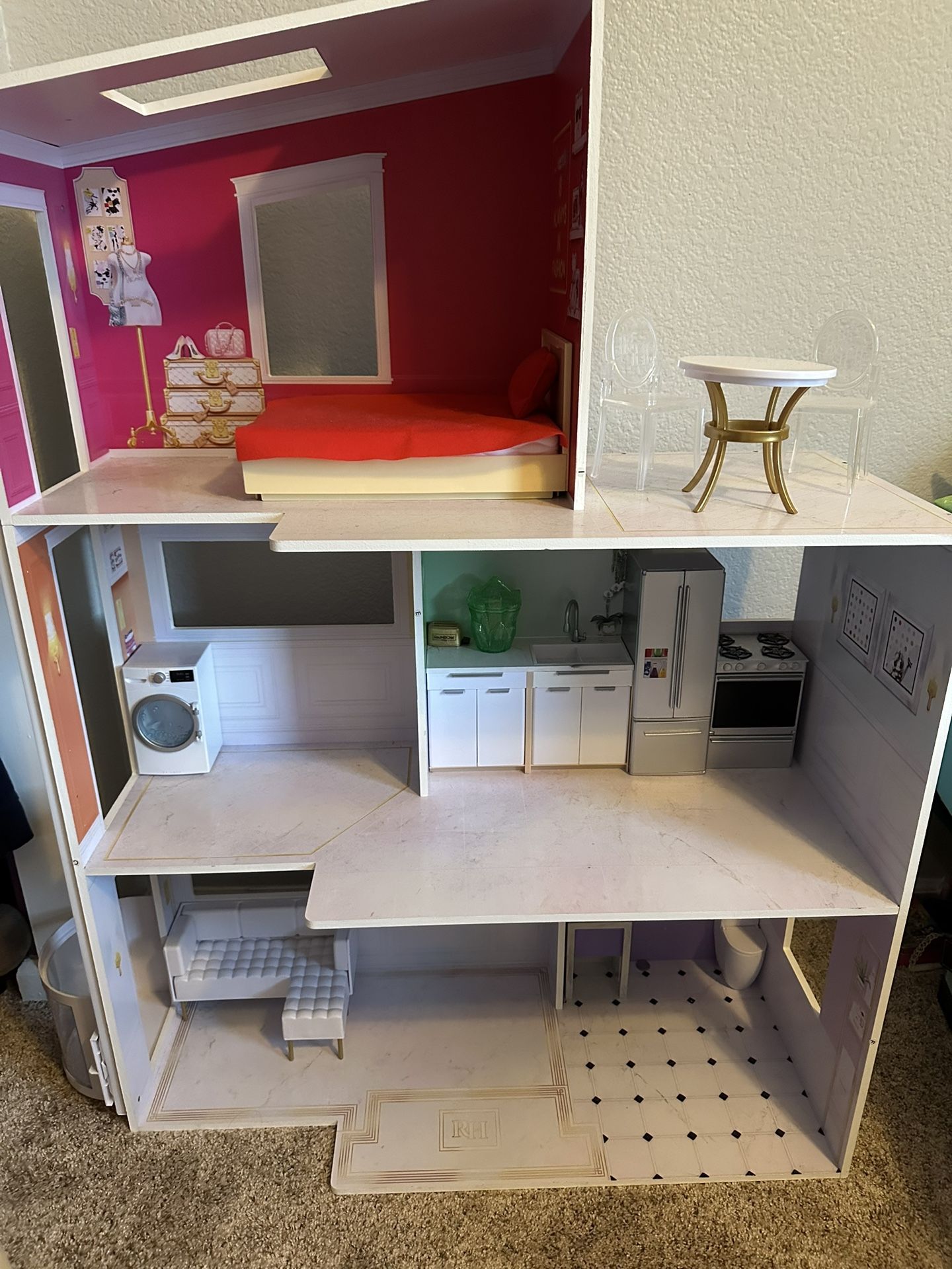 Rainbow high doll house