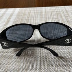 There Vintage Chanel Sunglasses The Color Is Black, Their Unisex Sunglasses Made By Chanel