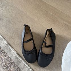 H&M girls black flats