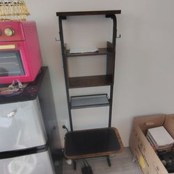 Raised storage stand for pets