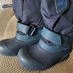 Snow Boots Size 12