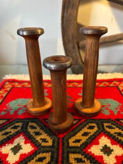 CONOS ANTIGUO DE METAL Y MADERA