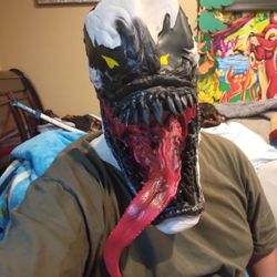Venom Mask