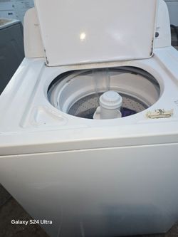 Amana Washer By Whirlpool Heavy Duty Works Exelent