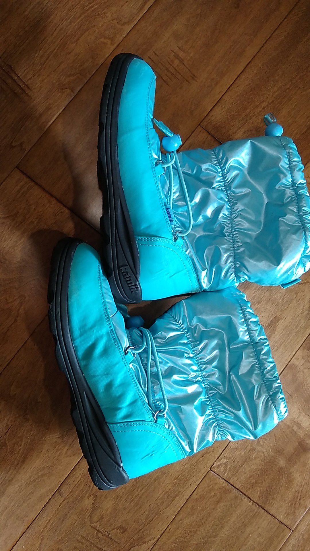 $10 Big Girls Kamik Prancer Snow Boots