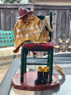 Firefighter Figurine Decorative Sculpture