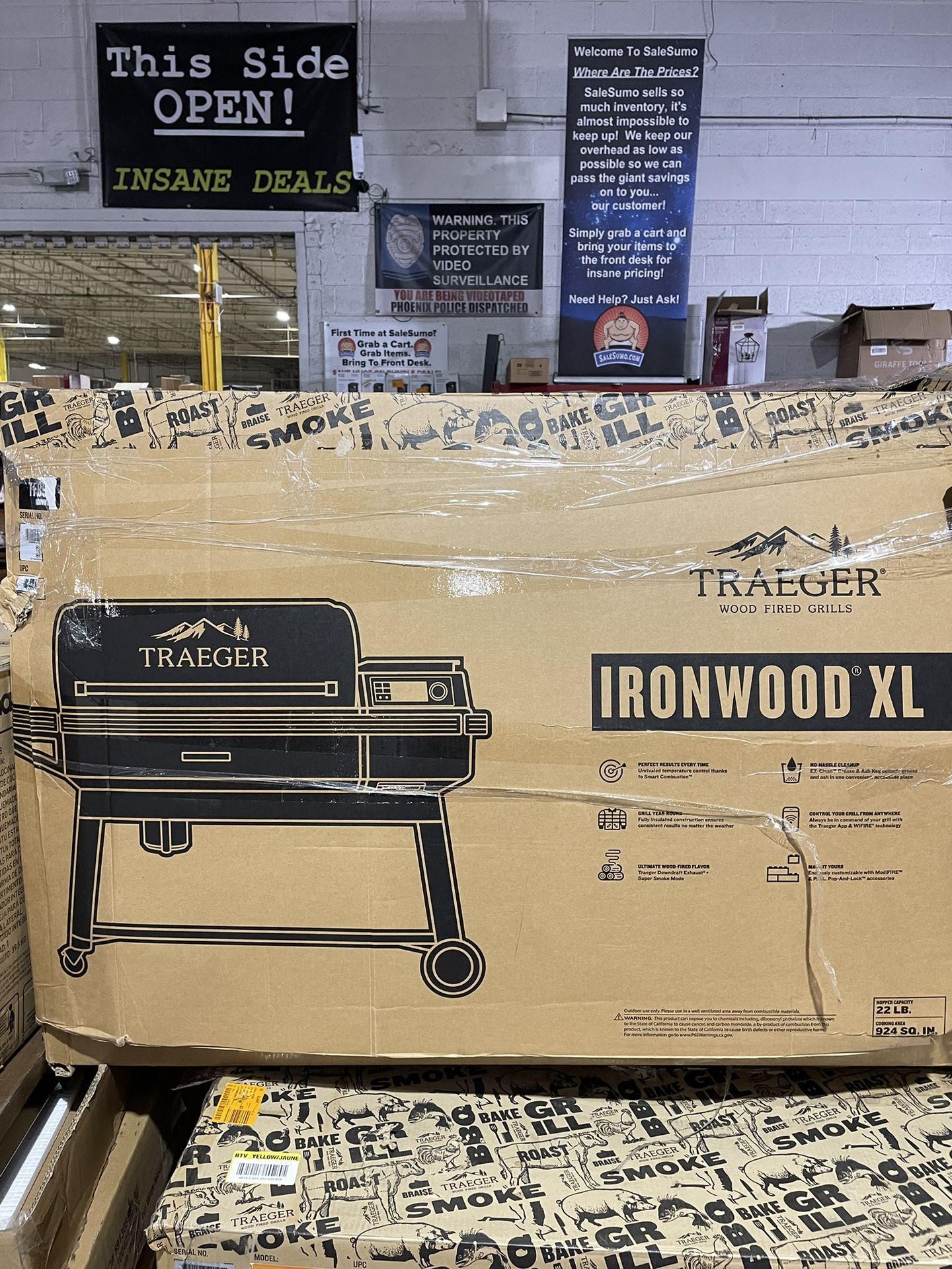 Traeger Ironwood XL Wi-Fi Pellet Grill and Smoker in Black