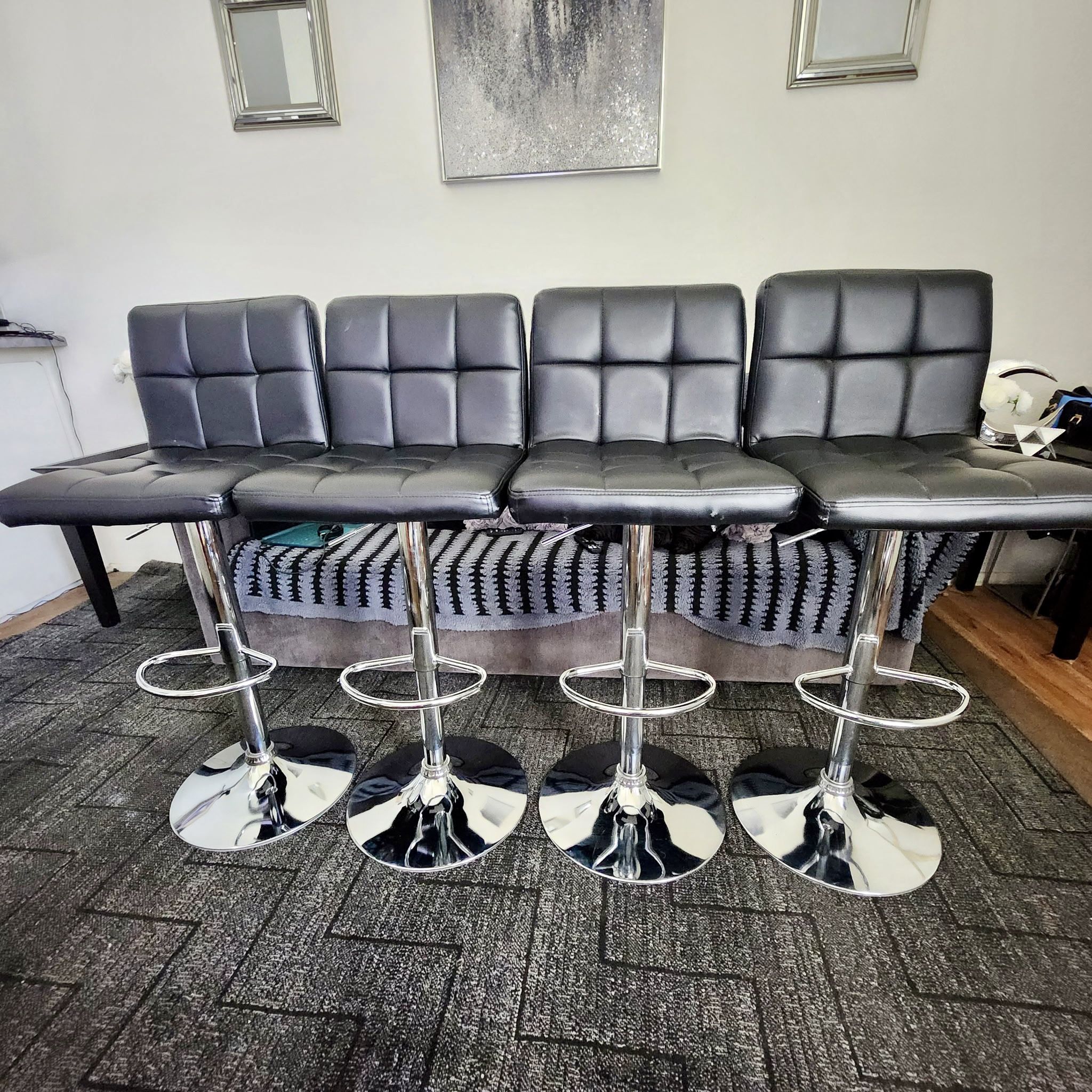 Adjustable Bar Stools – Set of 4 (Great Condition, Used Only for Staging!)