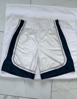Foot Locker Men’s Large White Navy Basketball Shorts