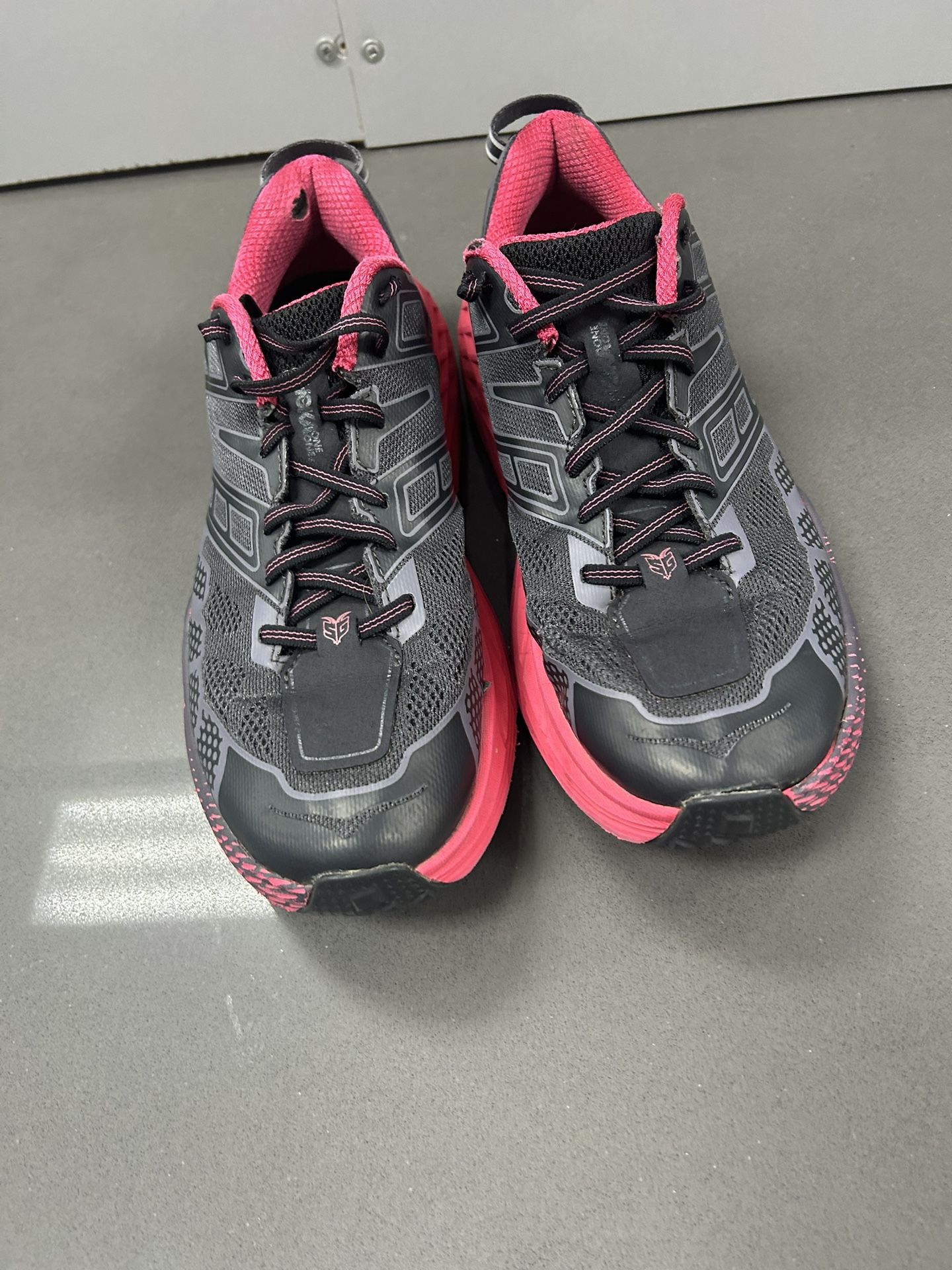 Hoka One One Woman’s Size 8.5