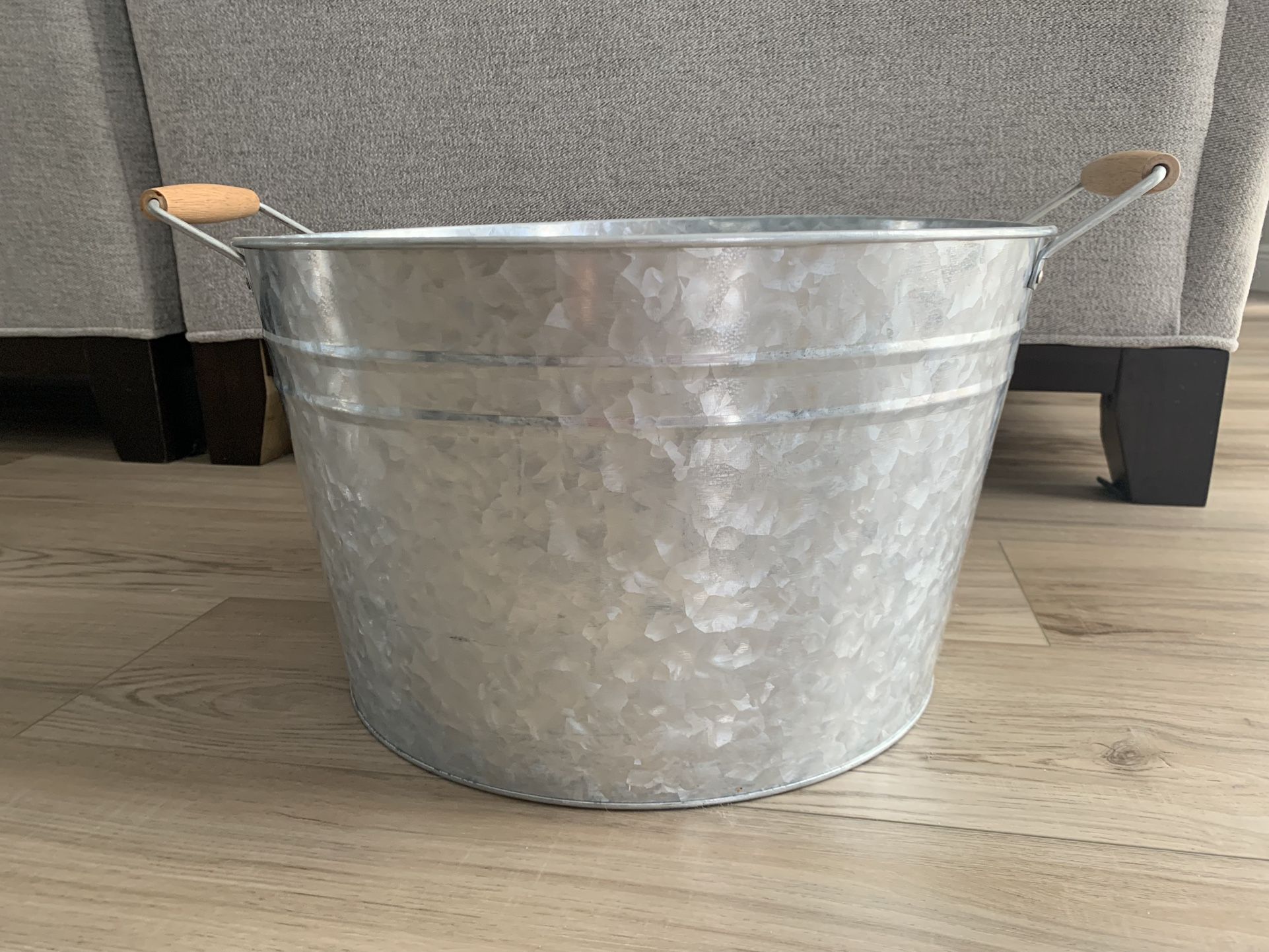 Galvanized Bucket Large