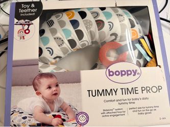 boppy tummy time prop/tummy pillow