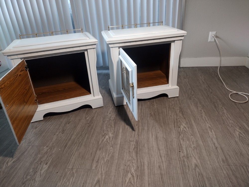 Nightstands Cabinets 