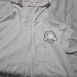 Cinnamon Roll Gear For Kids ....for Ages 5 To 8.....selling Everything For 40 Dollars..