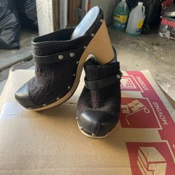 Ugg Clogs