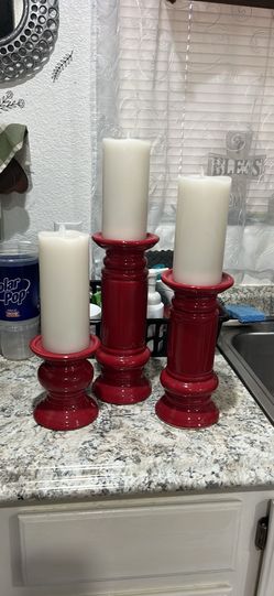 High-end red candle holders