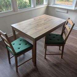 IKEA HÄGERNÄS Dining Table w/4 Chairs