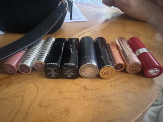 Free Lipsticks