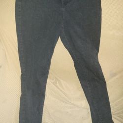 Black. Old Navy Jeans Size 14