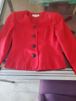 See 4 pix womens lined Red suit skirt jacket size 6