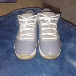 Air Jordan Low 11 Grey 