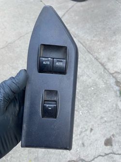 Ford mustang 05-09 Oem  master window control